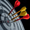 Plany na 2020 rok darts arrows in the target center business concept